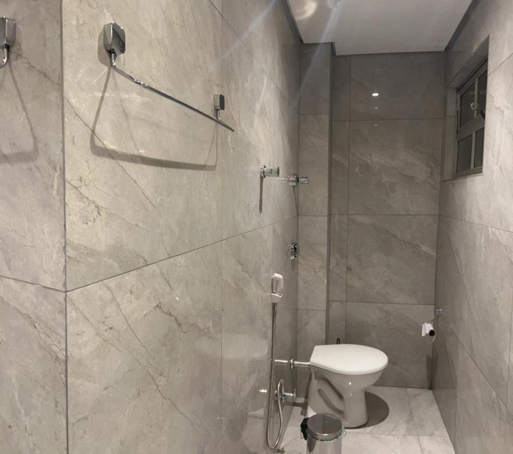Apartamento para pessoas de família ou a negócio, Ap Lindo aconchegante no Brás próximo igreja Mundial,mercado municipal, 25 de março, templo Salomão, metro Dom Pedro ll, bancos, mercado e etc São Paulo Extérieur photo