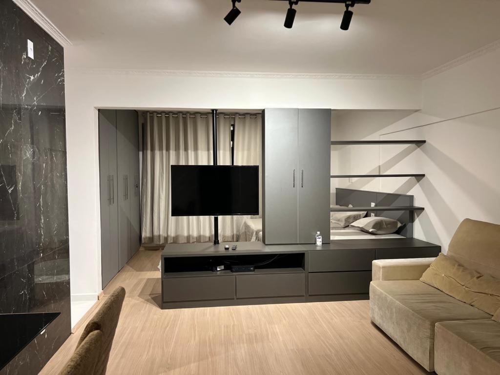 Apartamento para pessoas de família ou a negócio, Ap Lindo aconchegante no Brás próximo igreja Mundial,mercado municipal, 25 de março, templo Salomão, metro Dom Pedro ll, bancos, mercado e etc São Paulo Extérieur photo