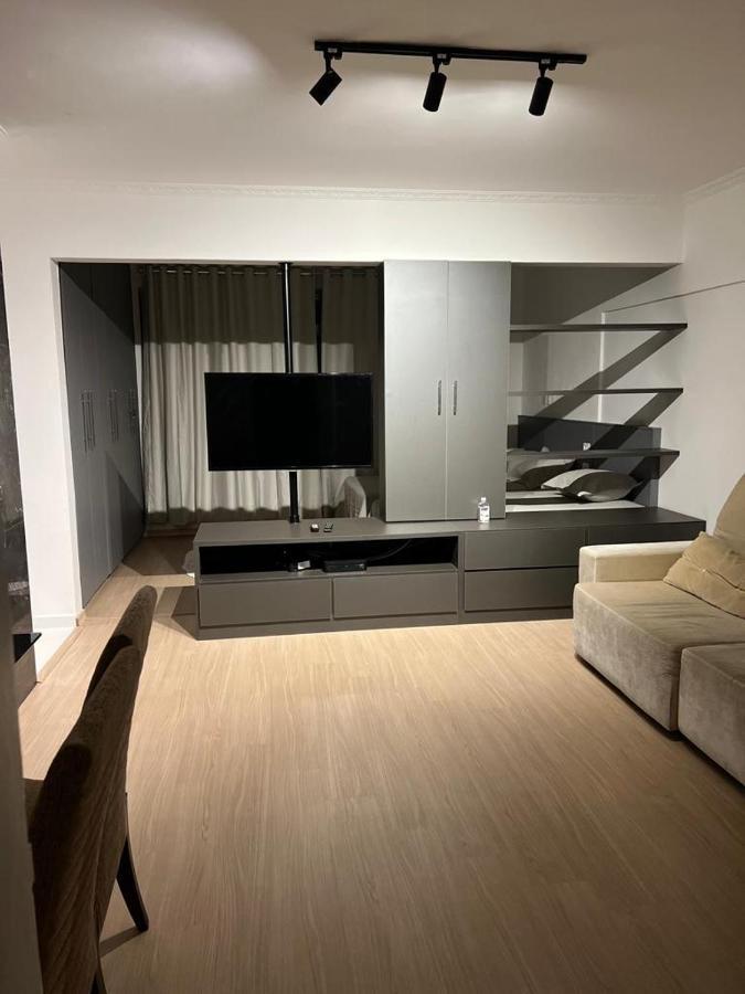 Apartamento para pessoas de família ou a negócio, Ap Lindo aconchegante no Brás próximo igreja Mundial,mercado municipal, 25 de março, templo Salomão, metro Dom Pedro ll, bancos, mercado e etc São Paulo Extérieur photo